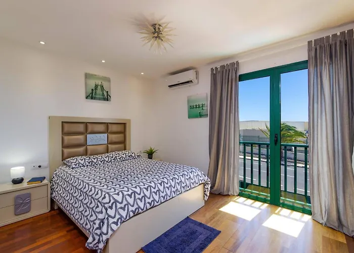 Sunshine Lanzarote By Villa