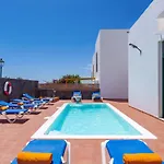 וילה Sunshine Lanzarote By